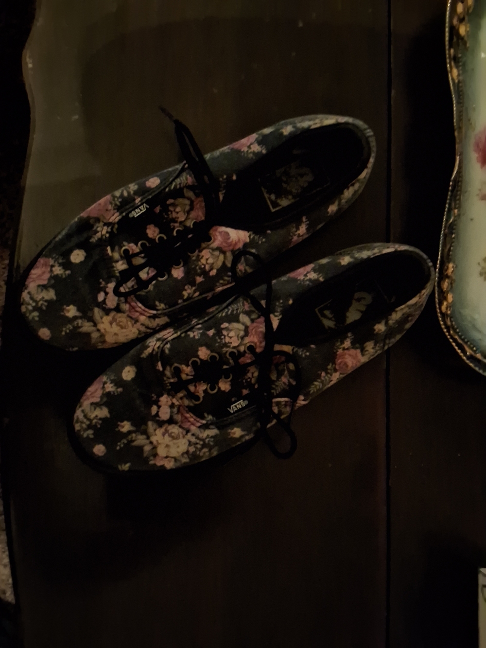 Vans Men’s Floral Canvas Sneakers Size 7